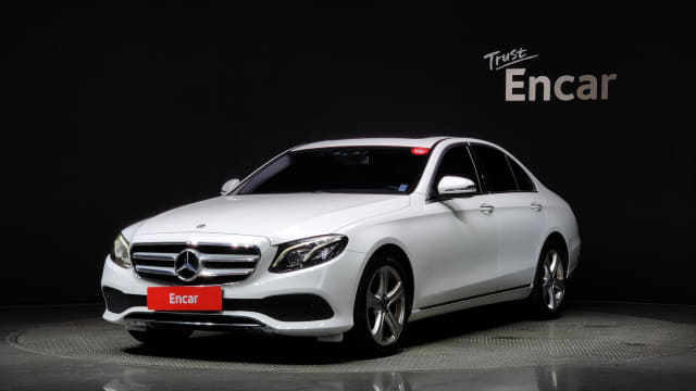 2018 MERCEDES-BENZ E-Class