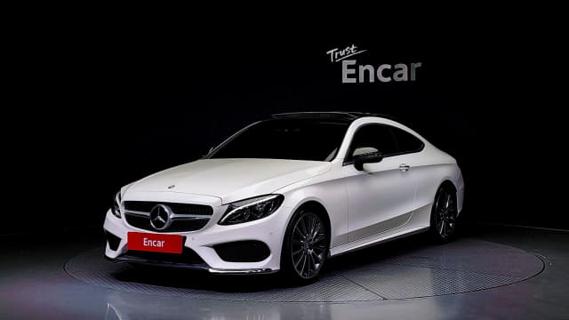 2017 MERCEDES-BENZ C-Class
