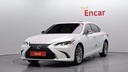 2021 LEXUS ES