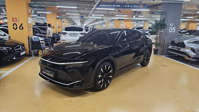 2023 TOYOTA Crown Crossover