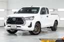 2021 TOYOTA Hilux