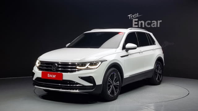 2022 VOLKSWAGEN Tiguan