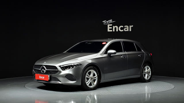 2023 MERCEDES-BENZ A-Class