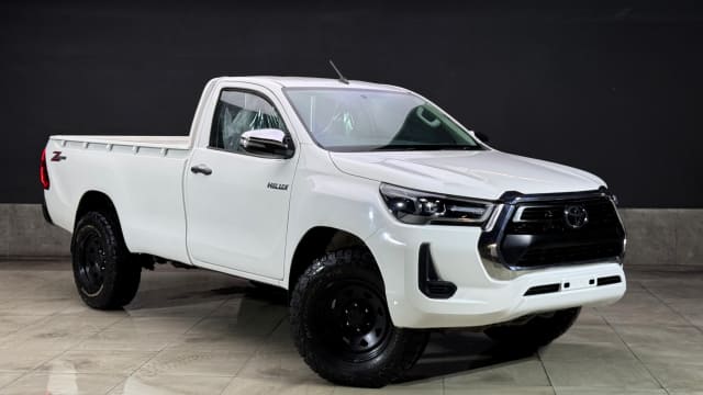 2016 TOYOTA Hilux