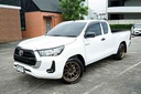 2022 TOYOTA Hilux