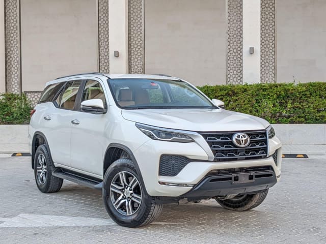 2021 TOYOTA Fortuner