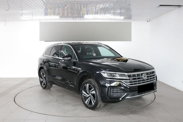 2019 VOLKSWAGEN Touareg