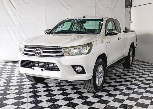 2018 TOYOTA Hilux