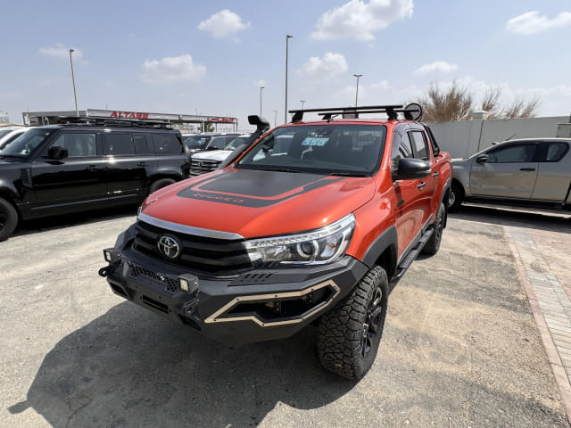 2019 TOYOTA Hilux