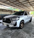 2020 TOYOTA Hilux