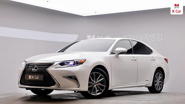 2017 LEXUS ES