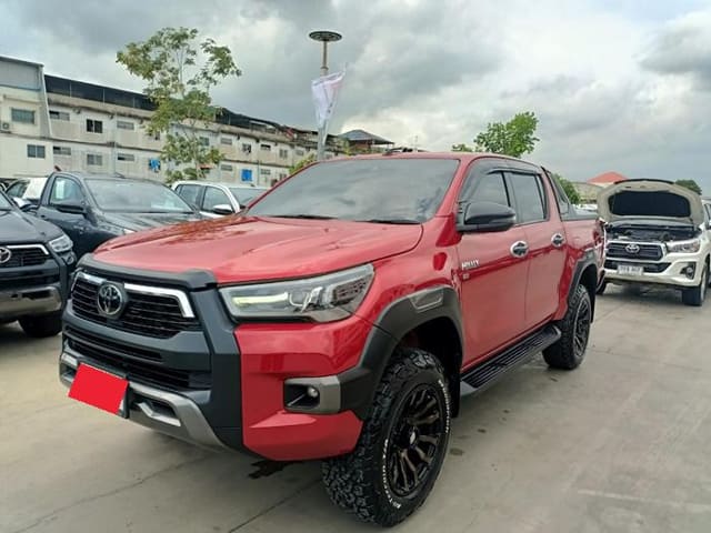 2021 TOYOTA Hilux