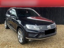 2017 VOLKSWAGEN Touareg