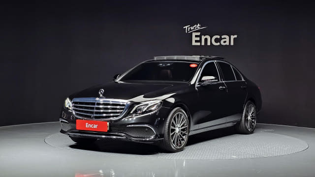 2019 MERCEDES-BENZ E-Class