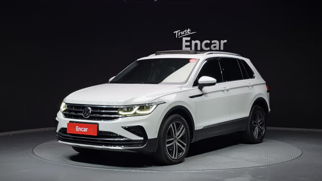 2021 VOLKSWAGEN Tiguan