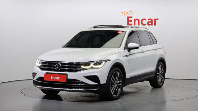 2021 VOLKSWAGEN Tiguan