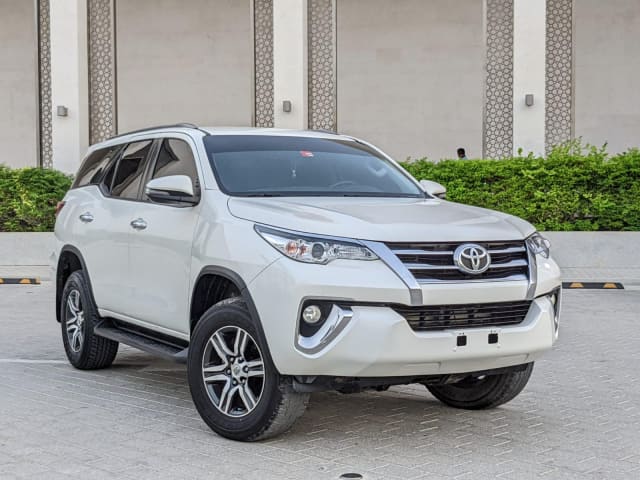 2020 TOYOTA Fortuner, 