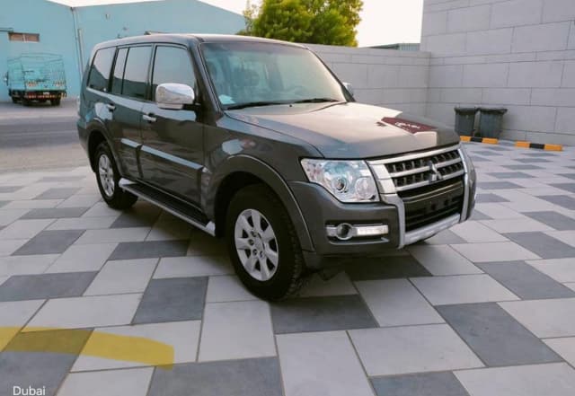 2017 MITSUBISHI Pajero