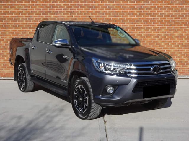 2018 TOYOTA Hilux