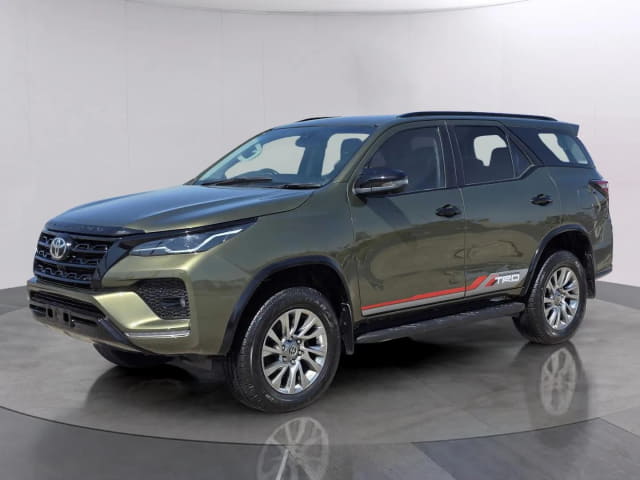 2023 TOYOTA Fortuner