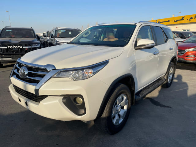 2019 TOYOTA Fortuner