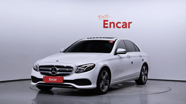2018 MERCEDES-BENZ E-Class