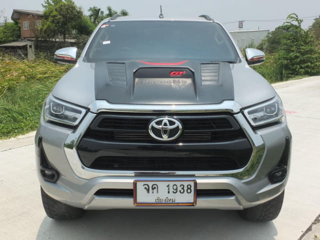 2021 TOYOTA Hilux