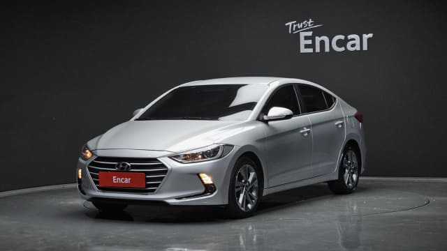 2018 HYUNDAI Avante (Elantra)