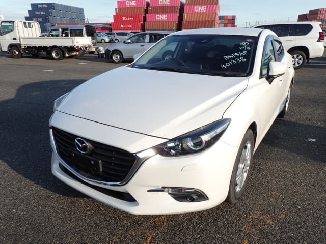 2018 MAZDA Axela