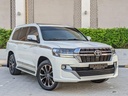 2018 TOYOTA Land Cruiser