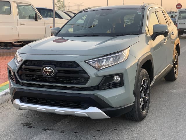 2019 TOYOTA RAV4