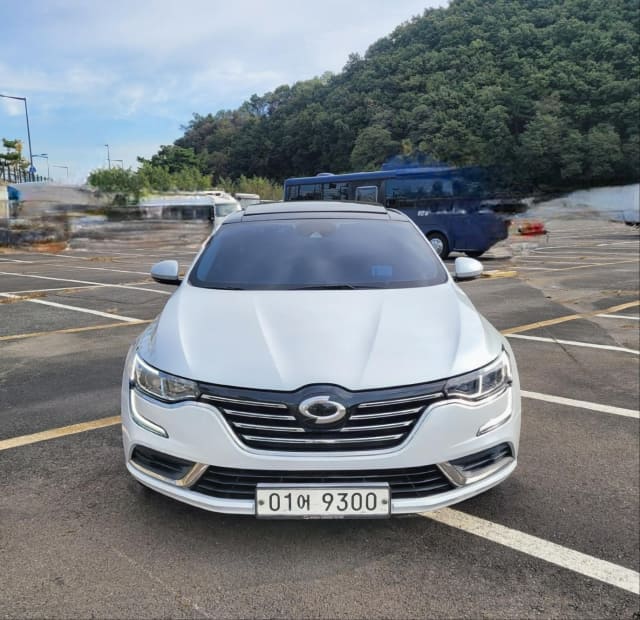 2017 Renault Samsung SM6, 