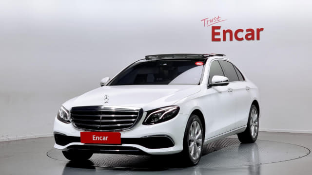 2017 MERCEDES-BENZ E-Class