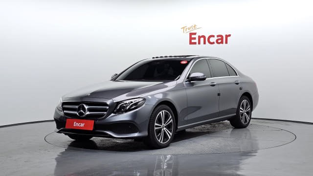 2020 MERCEDES-BENZ E-Class