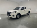 2019 TOYOTA Hilux