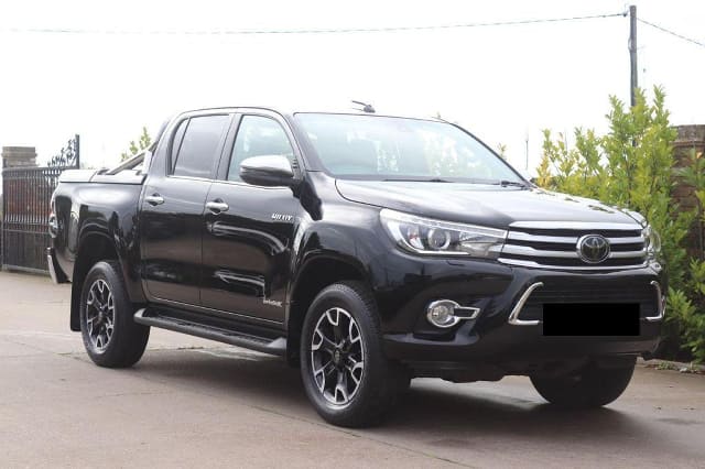 2018 TOYOTA Hilux