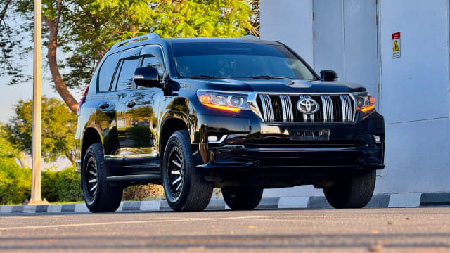 2017 TOYOTA Prado