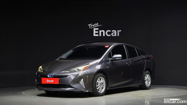 2017 TOYOTA Prius