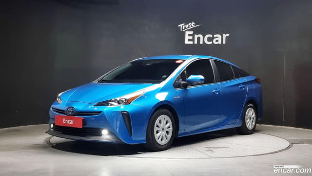 2022 TOYOTA Prius