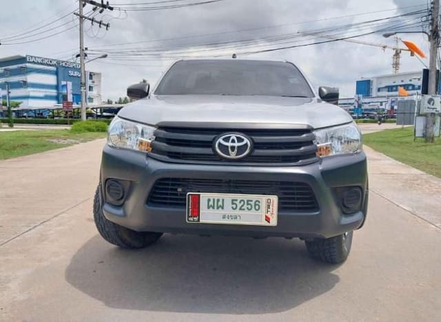 2018 TOYOTA Hilux