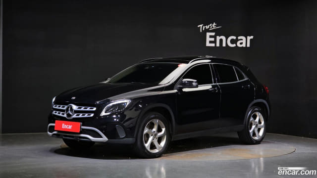 2018 MERCEDES-BENZ GLA-Class