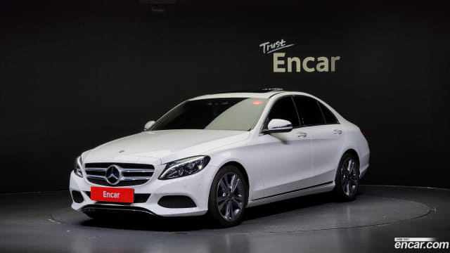 2018 MERCEDES-BENZ C-Class