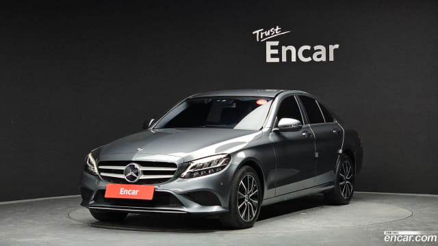 2019 MERCEDES-BENZ C-Class