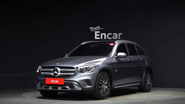 2020 MERCEDES-BENZ GLC-Class