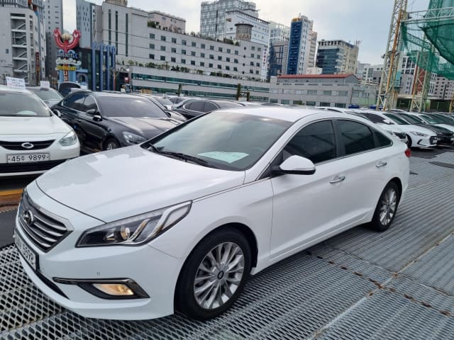 2017 HYUNDAI Sonata