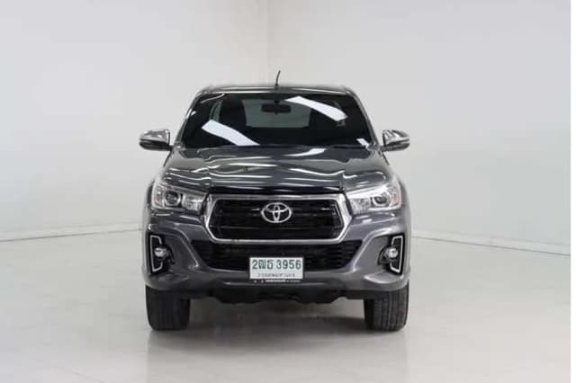 2018 TOYOTA Hilux