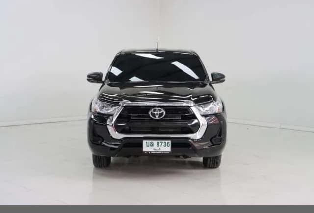 2023 TOYOTA Hilux