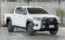 2023 TOYOTA Hilux