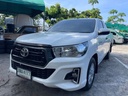 2019 TOYOTA Hilux, 