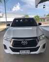 2019 TOYOTA Hilux